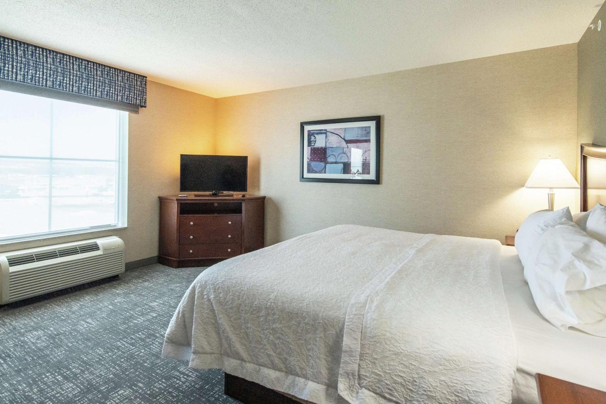 Hampton Inn Presque Isle Exterior photo