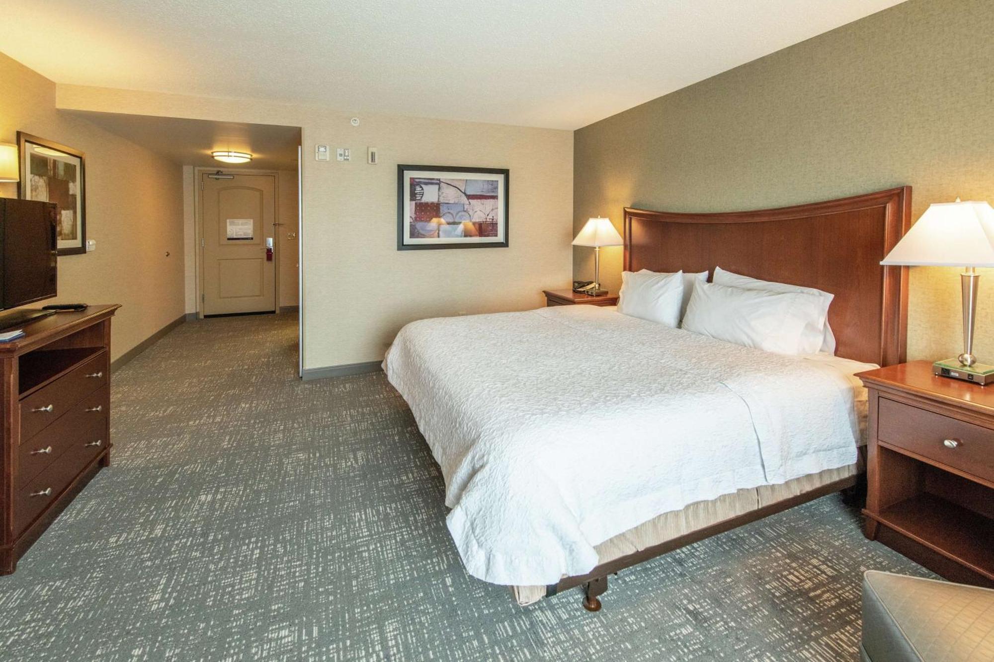 Hampton Inn Presque Isle Exterior photo